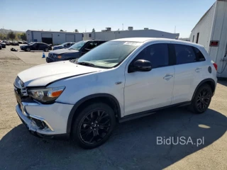 MITSUBISHI OUTLANDER SPORT ES