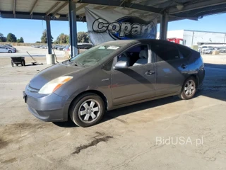 TOYOTA PRIUS BASE