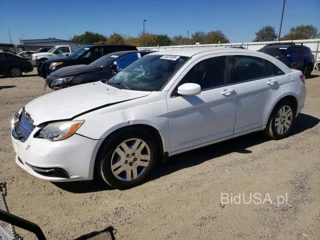 CHRYSLER 200 LX