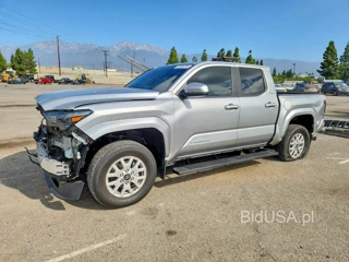 TOYOTA TACOMA SR5