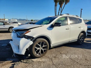 TOYOTA RAV4 SE
