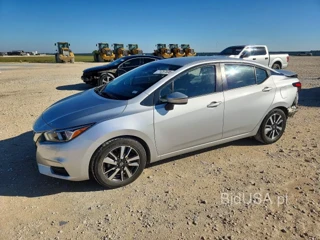 NISSAN VERSA SV