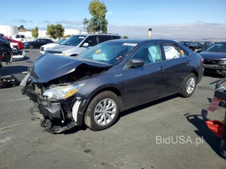 TOYOTA CAMRY HYBRID LE