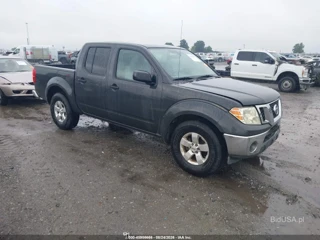 NISSAN NISSAN FRONTIER SV