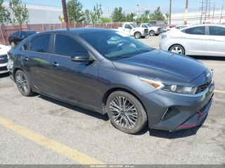 KIA KIA FORTE GT-LINE