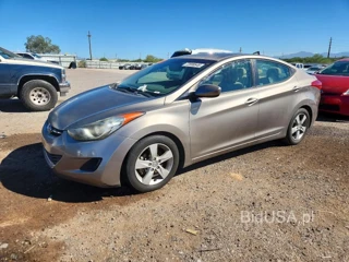 HYUNDAI ELANTRA GLS