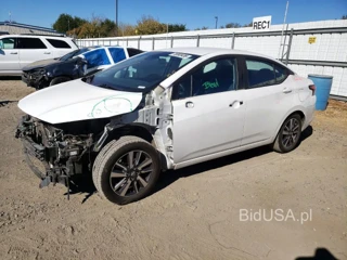 NISSAN VERSA SV