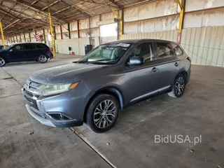 MITSUBISHI OUTLANDER SE