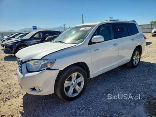 TOYOTA HIGHLANDER LIMITED