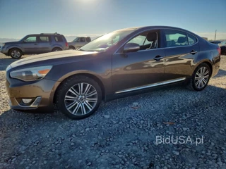 KIA CADENZA PREMIUM