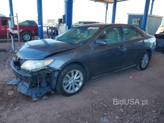 TOYOTA CAMRY XLE