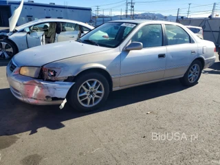 TOYOTA CAMRY XLE V6