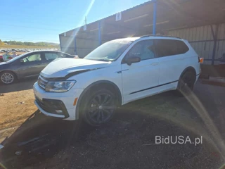 VOLKSWAGEN TIGUAN SE