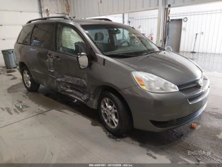 TOYOTA TOYOTA SIENNA LE