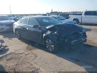 NISSAN NISSAN ALTIMA SV FWD