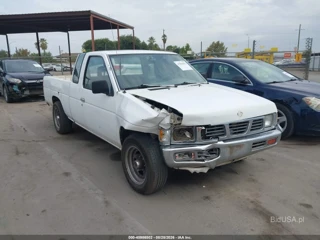 NISSAN NISSAN 4X2 TRUCK SE/XE