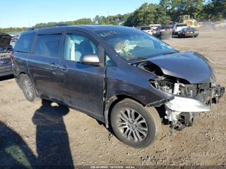 TOYOTA TOYOTA SIENNA XLE 8 PASSENGER