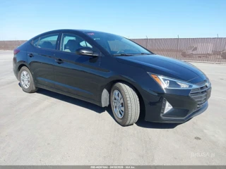 HYUNDAI HYUNDAI ELANTRA SE