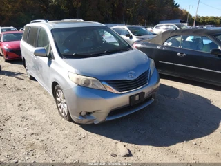 TOYOTA TOYOTA SIENNA XLE