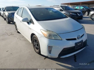 TOYOTA TOYOTA PRIUS TWO