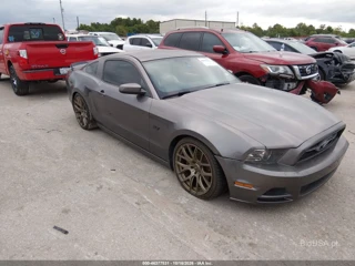 FORD FORD MUSTANG V6 PREMIUM