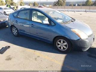 TOYOTA TOYOTA PRIUS