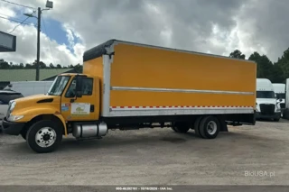 INTERNATIONAL INTERNATIONAL 4000 BOX TRUCK 4300