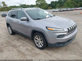 JEEP JEEP CHEROKEE LATITUDE FWD