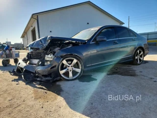 MERCEDES-BENZ C 250