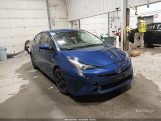 TOYOTA TOYOTA PRIUS FOUR