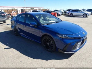 TOYOTA TOYOTA CAMRY SE