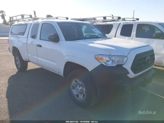 TOYOTA TOYOTA TACOMA SR