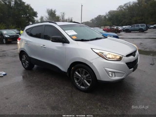 HYUNDAI HYUNDAI TUCSON SE