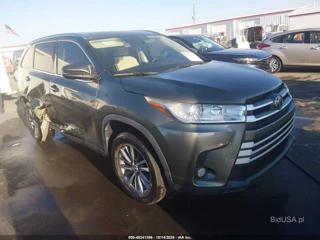 TOYOTA TOYOTA HIGHLANDER XLE