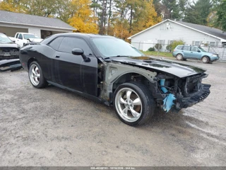 DODGE DODGE CHALLENGER SE