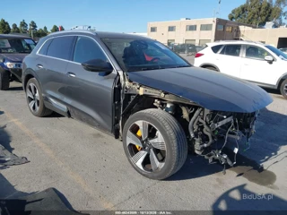 AUDI AUDI E-TRON PREMIUM PLUS