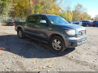 TOYOTA TOYOTA TUNDRA LIMITED 5.7L V8