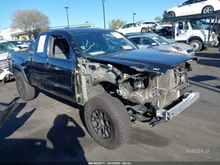 TOYOTA TOYOTA TACOMA SR