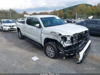 TOYOTA TOYOTA TACOMA SR5