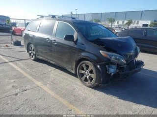 TOYOTA TOYOTA SIENNA SE 8 PASSENGER