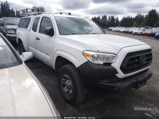 TOYOTA TOYOTA TACOMA SR