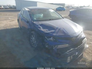 TOYOTA TOYOTA CAMRY LE
