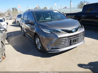 TOYOTA TOYOTA SIENNA LIMITED