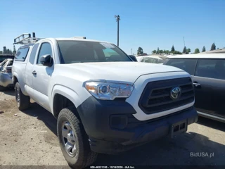 TOYOTA TOYOTA TACOMA SR