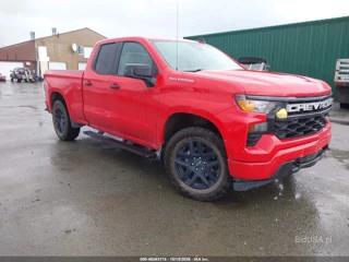 CHEVROLET CHEVROLET SILVERADO 1500 4WD  STANDARD BED CUSTOM