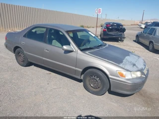 TOYOTA TOYOTA CAMRY CE