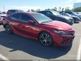 TOYOTA TOYOTA CAMRY SE