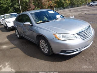 CHRYSLER CHRYSLER 200 TOURING