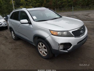 KIA KIA SORENTO LX