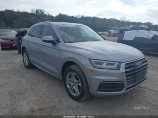 AUDI AUDI Q5 2.0T PREMIUM/2.0T TECH PREMIUM